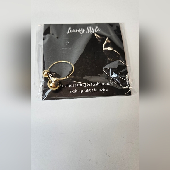 18K Gold Plated Stainless Steel Ring - Picture 9 of 9